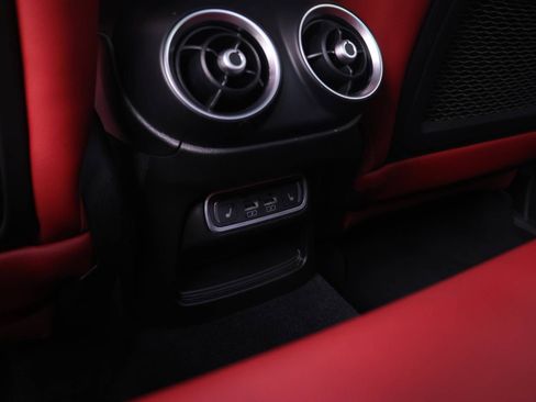 Certified 2024 Alfa Romeo Stelvio Veloce AWD/4WD image 16