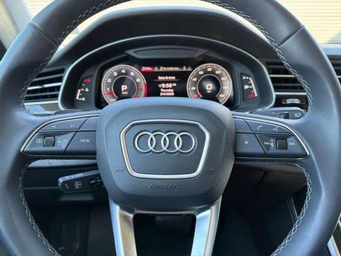 Certified 2025 Audi Q8 Prestige image 13