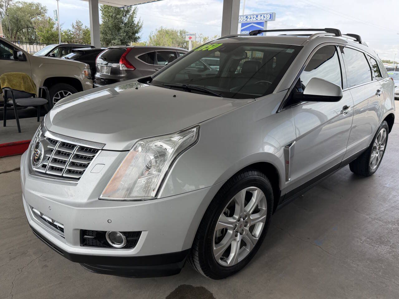 Used 2013 Cadillac SRX Performance w/ Driver Assist Package AWD/4WD image 3