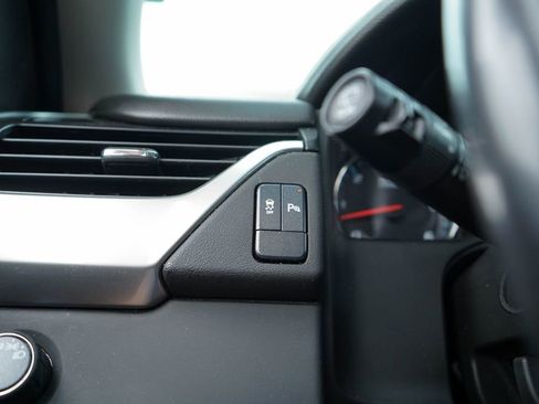 Used 2018 Chevrolet Tahoe LS RWD image 30