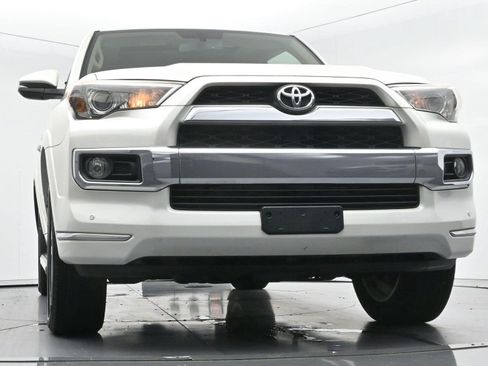 Used 2016 Toyota 4Runner Limited AWD/4WD image 46