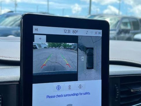 Certified 2022 Ford Explorer King Ranch w/ Premium Technology Package image 32