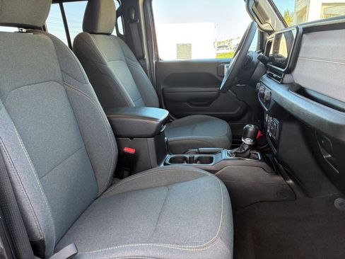 Used 2025 Jeep Wrangler Sport S image 35