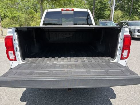 Used 2017 Chevrolet Silverado 1500 LTZ Z71 w/ LTZ Plus Package AWD/4WD image 18
