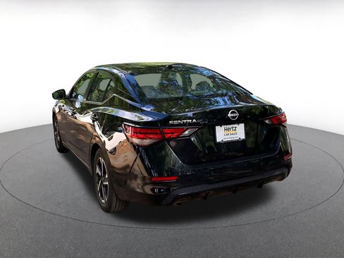 Used 2025 Nissan Sentra SV image 5