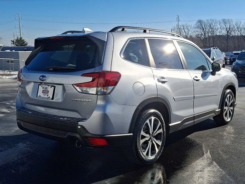 Certified 2023 Subaru Forester Limited image 6