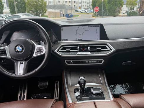 Used 2019 BMW X5 xDrive50i w/ M Sport Package AWD/4WD image 30