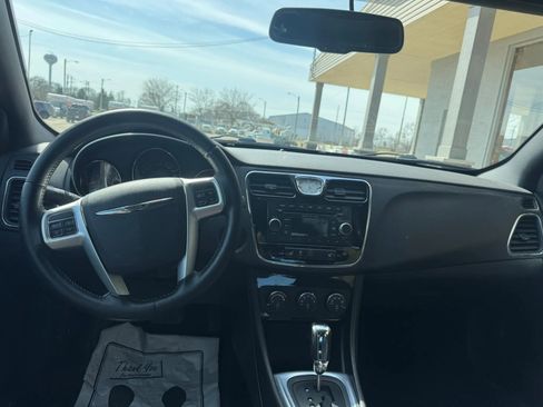 Used 2014 Chrysler 200 Limited w/ 200 S V6 Premium Group image 11