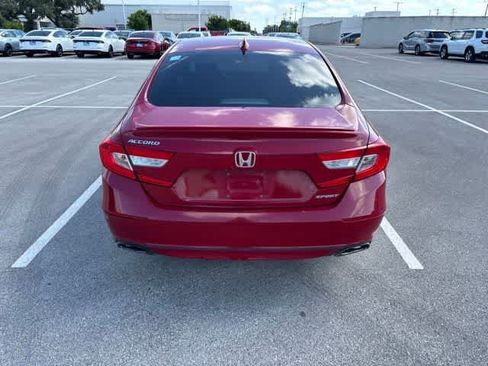 Used 2018 Honda Accord Sport image 4