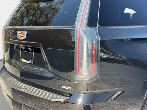 Used 2026 Cadillac Escalade Platinum Sport AWD/4WD image 20
