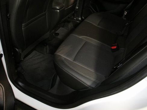 Used 2022 Buick Encore GX Preferred w/ Cold Weather Comfort Package image 26