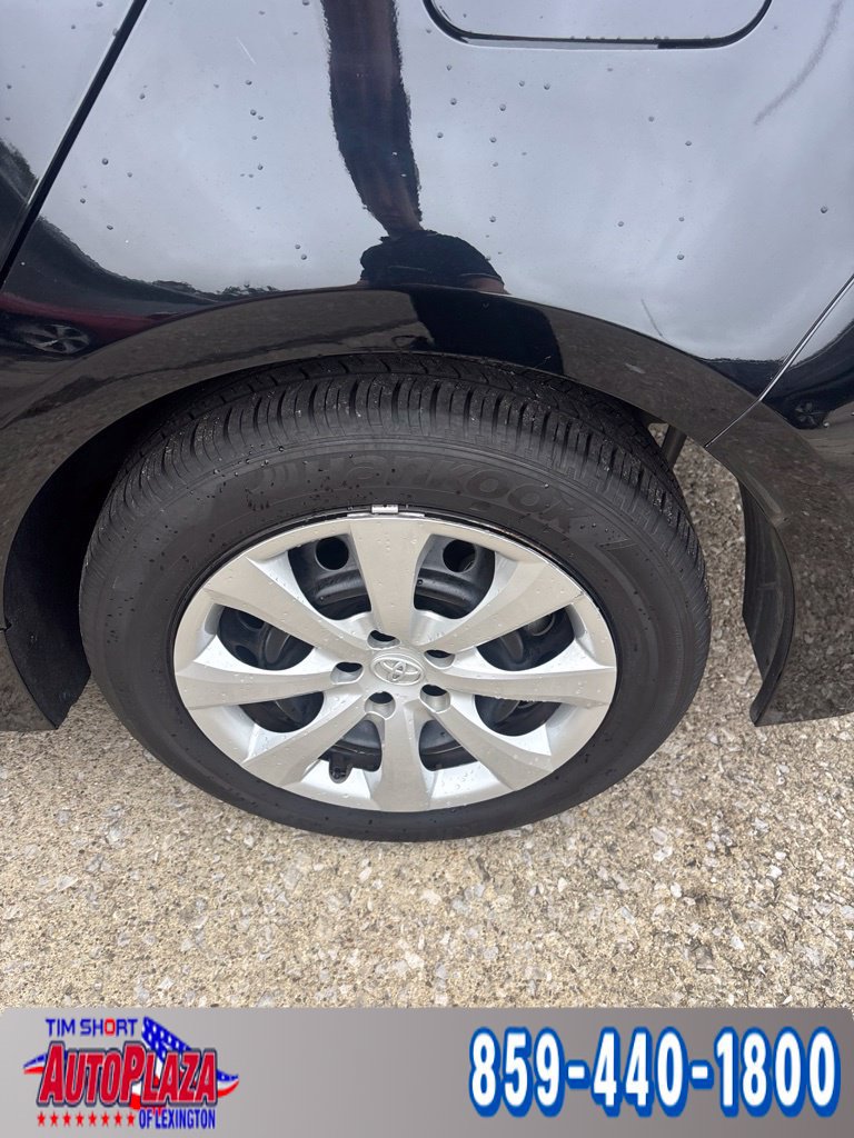 Used 2026 Toyota Corolla LE FWD image 11