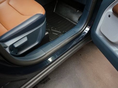 Used 2022 Ford Maverick Lariat w/ Lariat Luxury Package FWD image 60