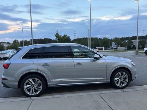 Used 2021 Audi Q7 3.0T Prestige AWD/4WD image 6