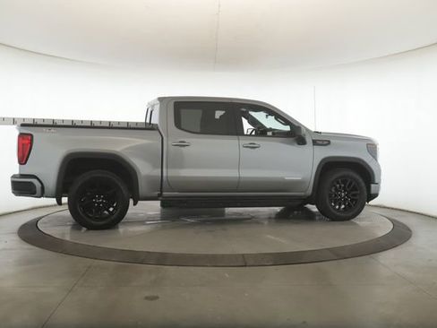 Used 2024 GMC Sierra 1500 Elevation w/ Preferred Package image 6