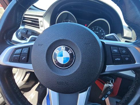 Used 2012 BMW Z4 sDrive35i RWD image 13
