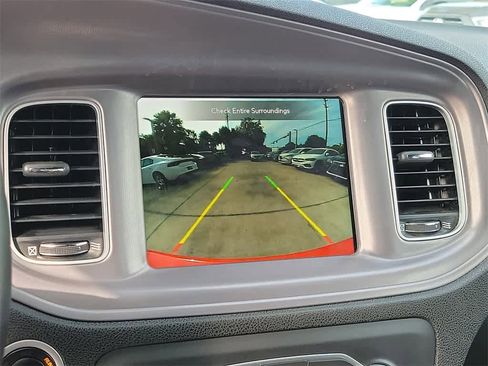 Used 2023 Dodge Charger SXT image 29