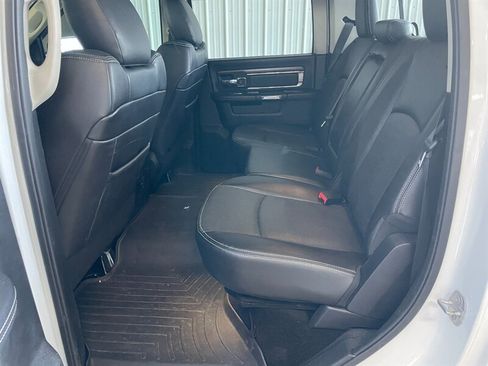 Used 2015 RAM 1500 Laramie w/ Convenience Group AWD/4WD image 18