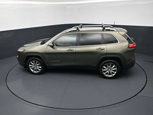 Used 2018 Jeep Cherokee Limited AWD/4WD image 15