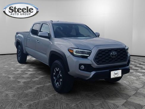 Used 2022 Toyota Tacoma TRD Off-Road w/ TRD Premium Off Road Package image 7