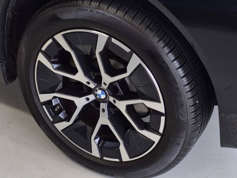Certified 2025 BMW X3 xDrive30i w/ Premium Package AWD/4WD image 7