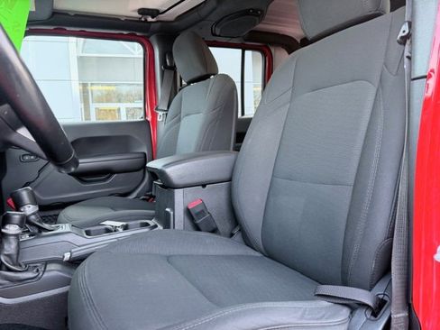 Certified 2020 Jeep Gladiator Sport image 11