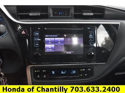 Used 2019 Toyota Corolla LE FWD image 14