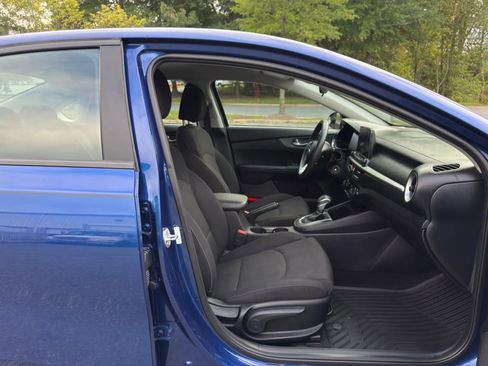 Used 2019 Kia Forte LXS image 24