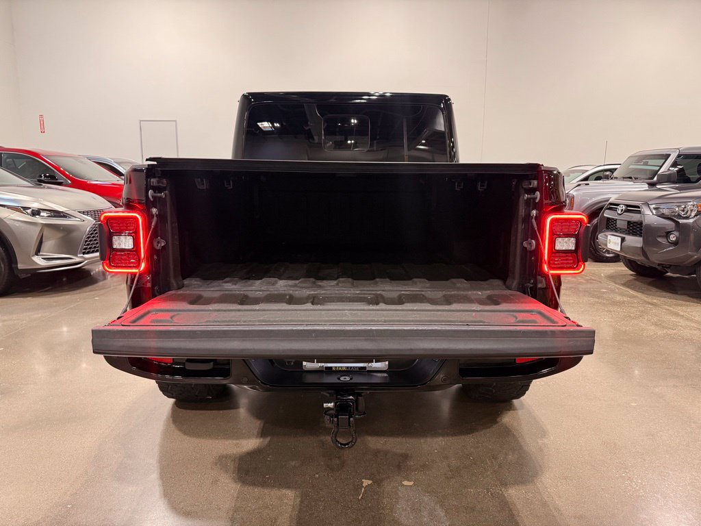 Used 2022 Jeep Gladiator Overland AWD/4WD image 9