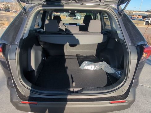 Used 2025 Toyota RAV4 XLE image 25