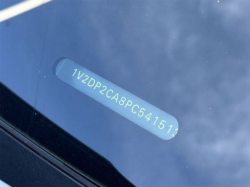 Certified 2023 Volkswagen Atlas SE image 29