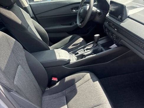 Used 2025 Honda Accord SE image 9