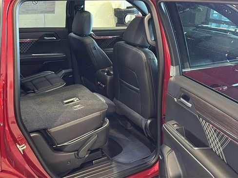 New 2026 GMC Acadia Denali w/ Super Cruise Package image 15