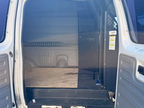 Used 2009 Ford E-150 and Econoline 150 RWD image 12