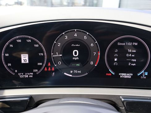 Certified 2025 Porsche Cayenne Turbo AWD/4WD image 17