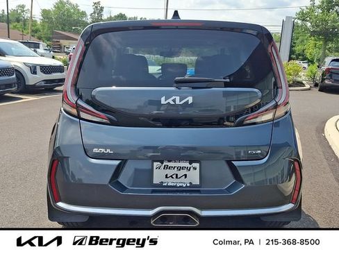 Certified 2023 Kia Soul GT-Line w/ GT-Line Technology Package FWD image 6
