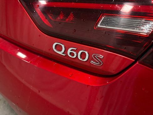 Used 2022 INFINITI Q60 Red Sport 400 w/ Carbon Fiber Package image 13