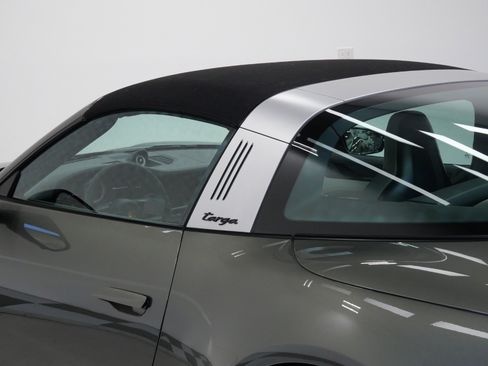 Used 2022 Porsche 911 Targa 4 GTS image 47