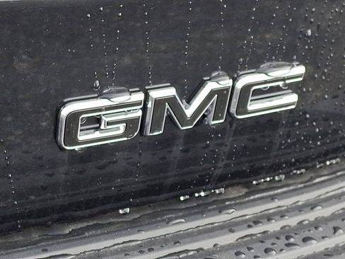 New 2026 GMC Yukon XL Denali w/ Sun & Power Step Package AWD/4WD image 14
