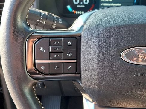Used 2024 Ford Expedition Platinum AWD/4WD image 22