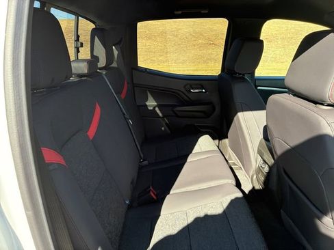 New 2026 Chevrolet Colorado Z71 image 15