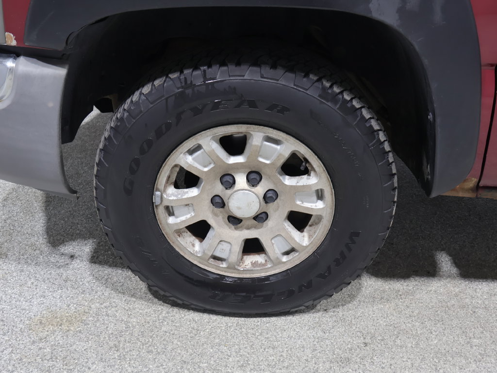 Used 2006 GMC Sierra 1500 SLE w/ Light Duty Power Package AWD/4WD image 13