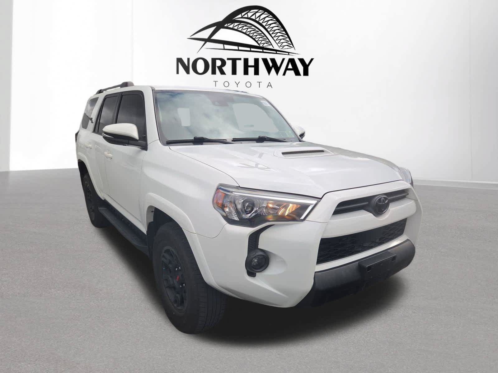 Used 2024 Toyota 4Runner TRD Off-Road Premium w/ Moonroof Package AWD/4WD image 1
