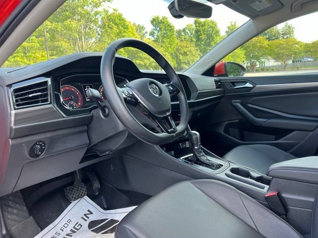 Used 2019 Volkswagen Jetta SEL FWD image 11