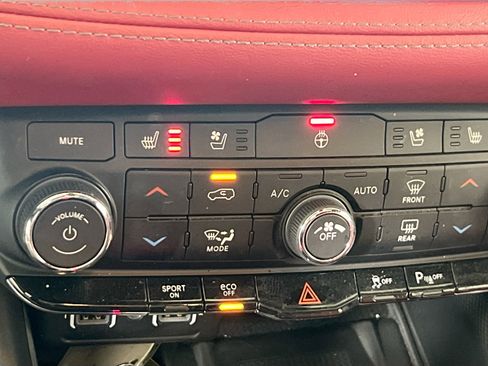 Used 2021 Dodge Durango R/T w/ Blacktop Package image 20