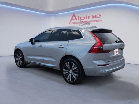 Used 2022 Volvo XC60 B5 Inscription w/ Advanced Package image 3