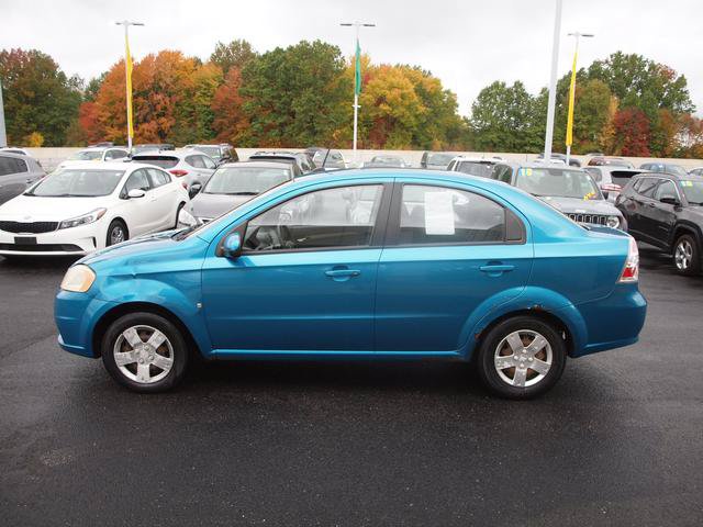 Used 2009 Chevrolet Aveo Sedan FWD image 3