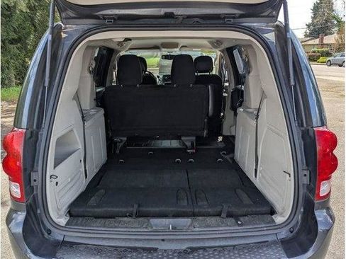 Used 2013 Dodge Grand Caravan American Value Package w/ UConnect Hands-Free Group FWD image 57