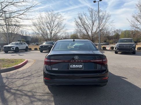 Used 2025 Volkswagen Jetta S image 6