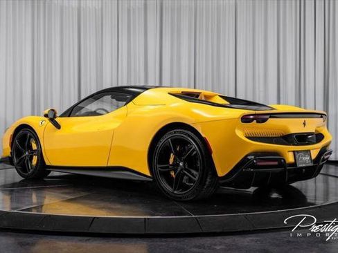 Used 2024 Ferrari 296 GTS RWD image 16
